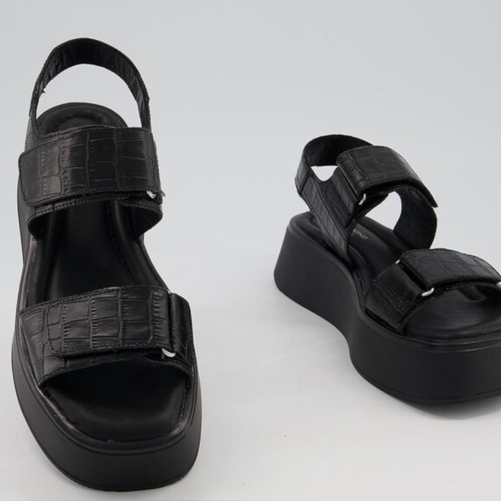 Vagabond Courtney Sandals